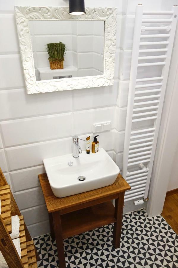 Apartament Skorpion Centrum Санок Екстериор снимка